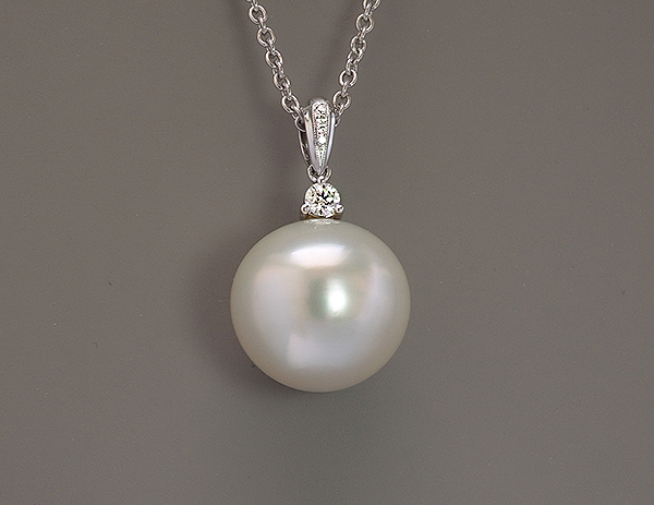 Bethanie Pendant