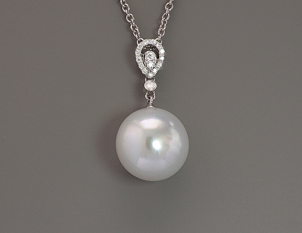 Zoe Pendant